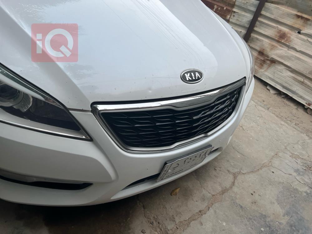 Kia Cadenza